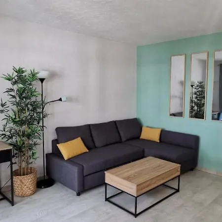 Studio Avec Piscine Aux 3 Rivieres דירה מאנדליה-לה-נאפול